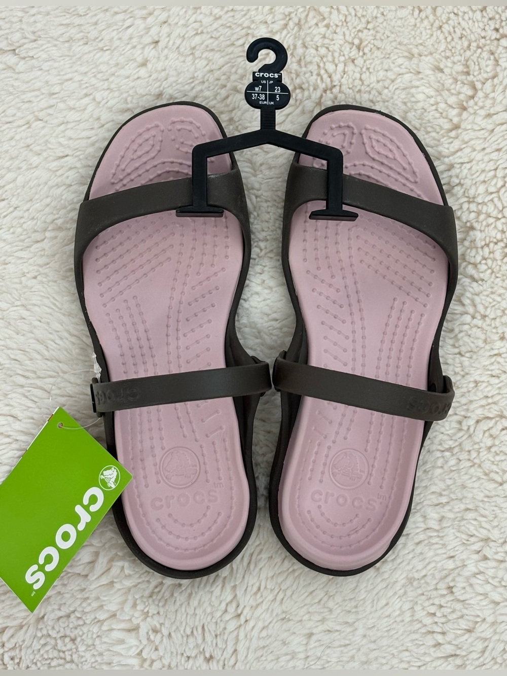 Crocs Cleo women’s sandals size 7 chocolate and cotton candy NWT